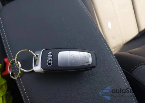 2025 Audi A3 Premium Plus 40 Tfsi Quattro S Tronic from USA, damaged, VIN WAUHUDGY1SA058591